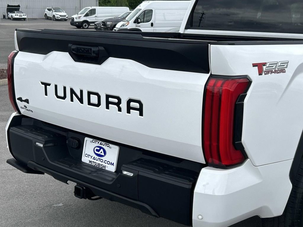 Used 2023 Toyota Tundra SR5 w/ SR5 Convenience Package AWD/4WD image 12