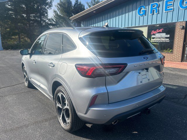 Used 2023 Ford Escape ST-Line Select w/ Tech Pack #2 image 7