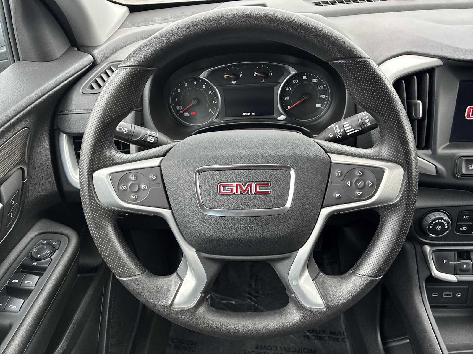 Used 2024 GMC Terrain SLE image 11