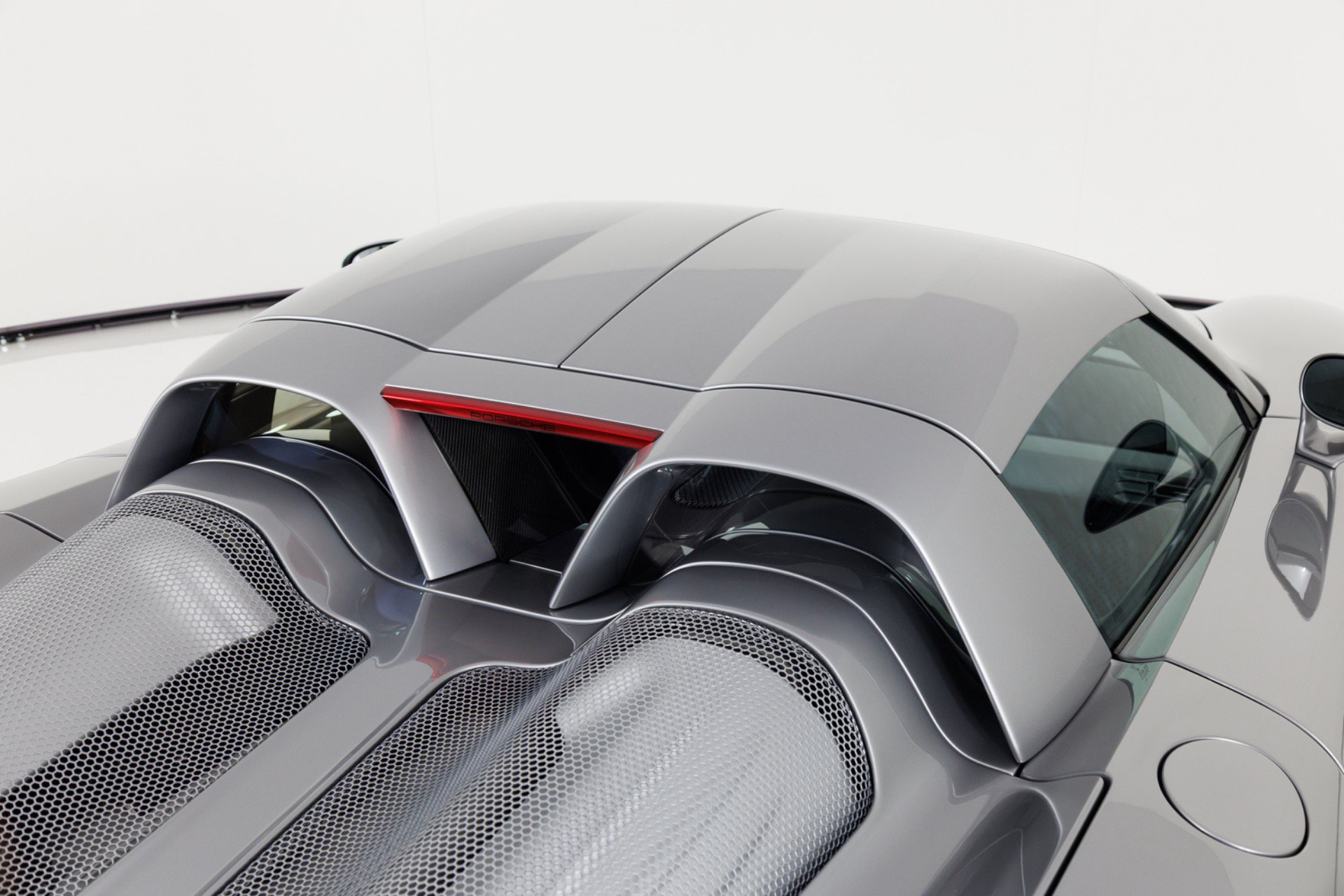 Used 2004 Porsche Carrera GT RWD image 73