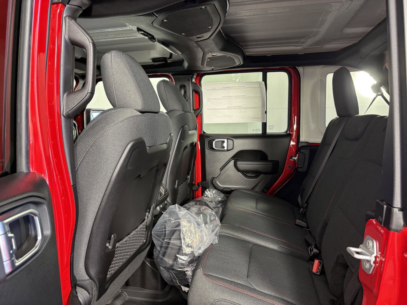 New 2026 Jeep Wrangler Unlimited Rubicon AWD/4WD image 9