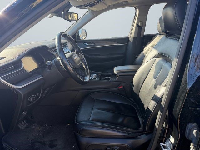 Used 2022 Jeep Grand Cherokee Limited image 9