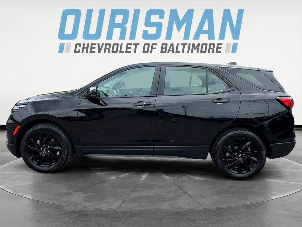 Used 2024 Chevrolet Equinox LS w/ Midnight Edition FWD image 3