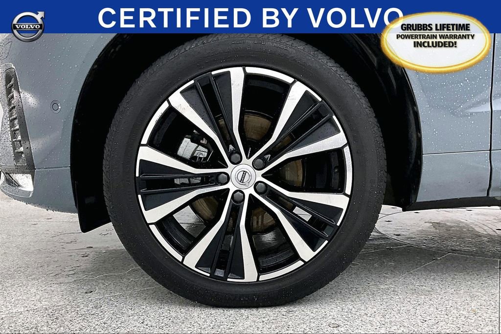 Used 2023 Volvo XC60 B5 Plus w/ Climate Package image 12