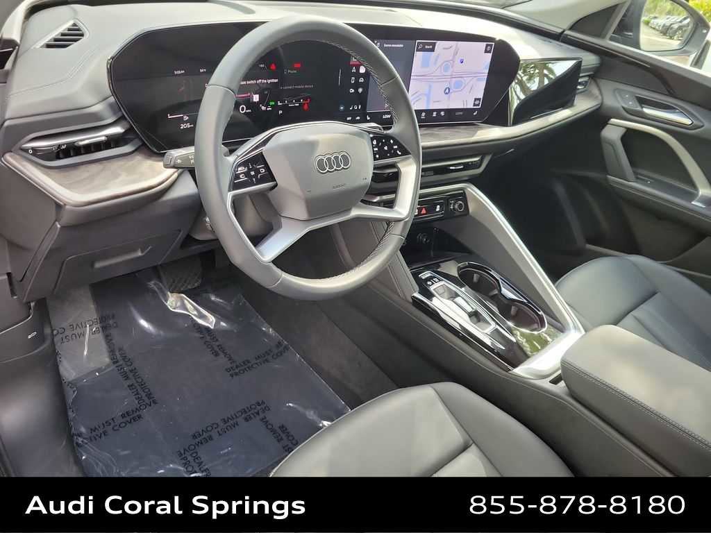 Certified 2025 Audi Q5 Premium w/ Convenience Package AWD/4WD image 10
