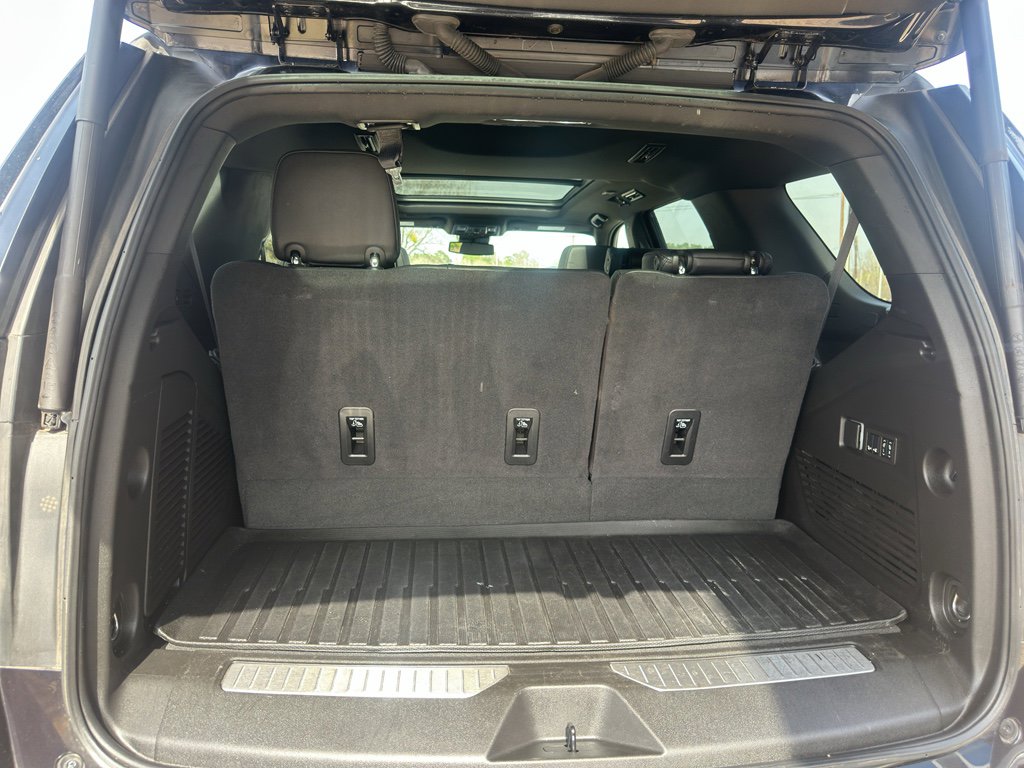 Certified 2024 Chevrolet Tahoe Z71 w/ Luxury Package image 35