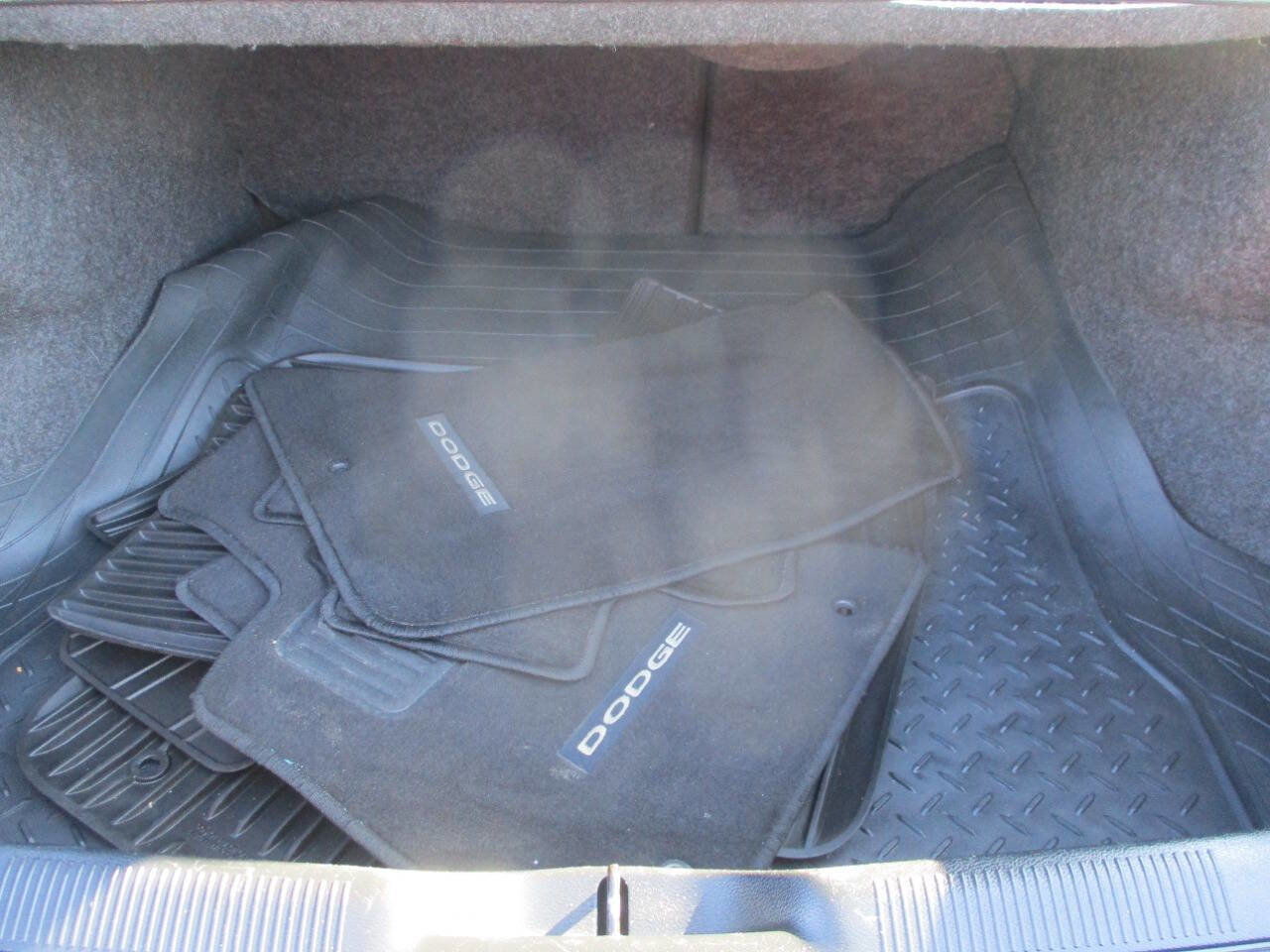 Used 2013 Dodge Charger SE image 12