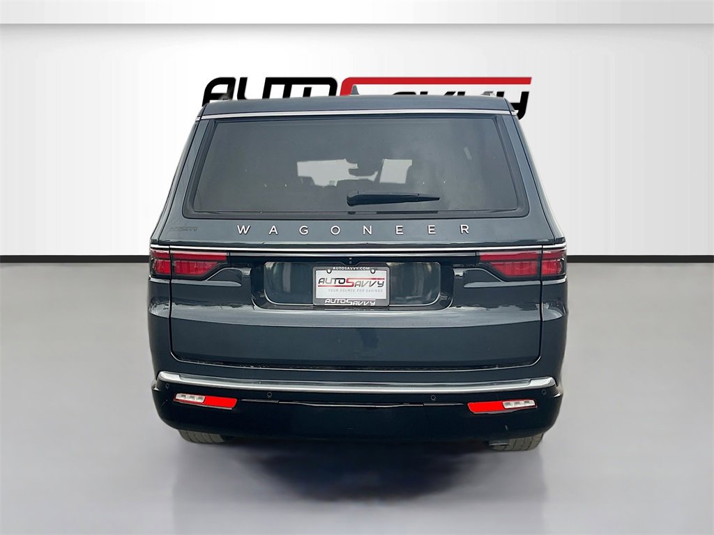 Used 2024 Jeep Wagoneer 4WD image 6
