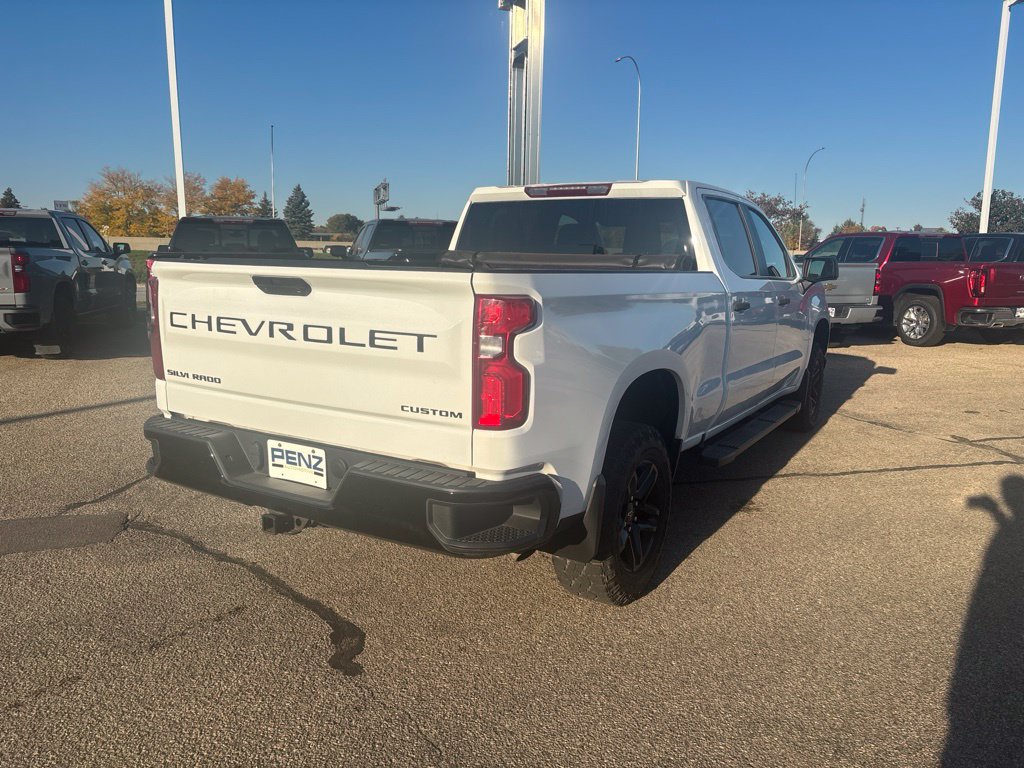Used 2022 Chevrolet Silverado 1500 Custom Trail Boss w/ LPO, Dark Essentials Package AWD/4WD image 8