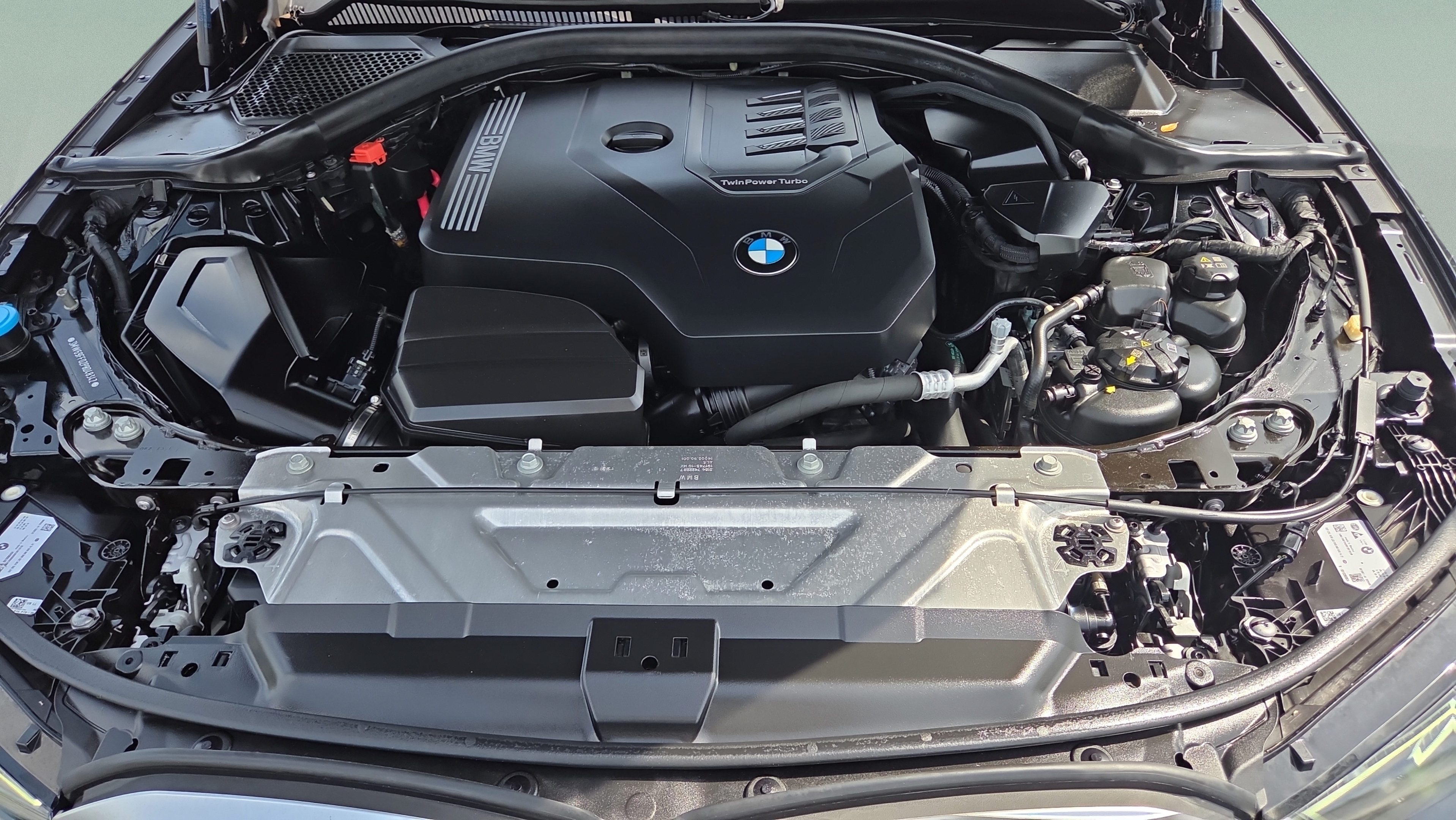 Used 2023 BMW 330i Sedan w/ Driving Assistance Package RWD image 19
