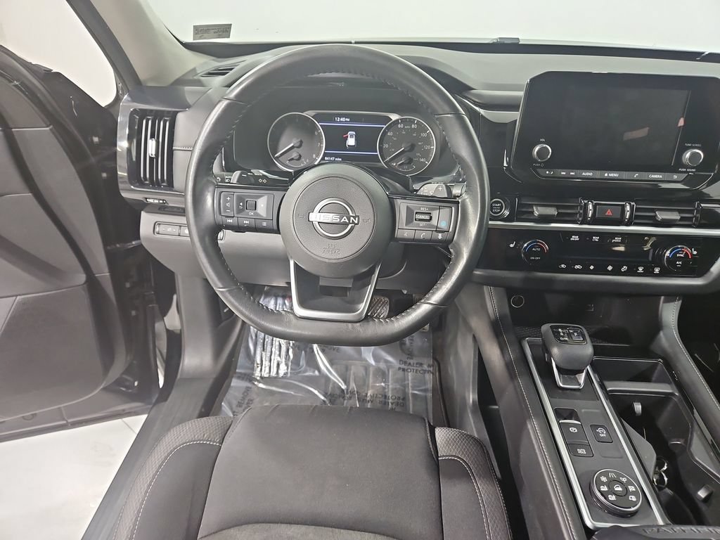 Used 2022 Nissan Pathfinder SV AWD/4WD image 14