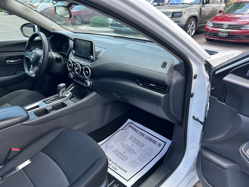 Used 2024 Nissan Sentra SV FWD image 12