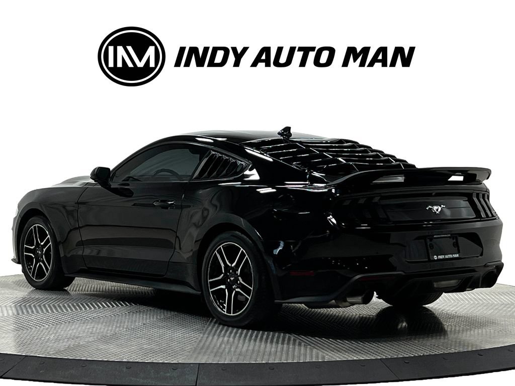 Used 2022 Ford Mustang Premium RWD image 6