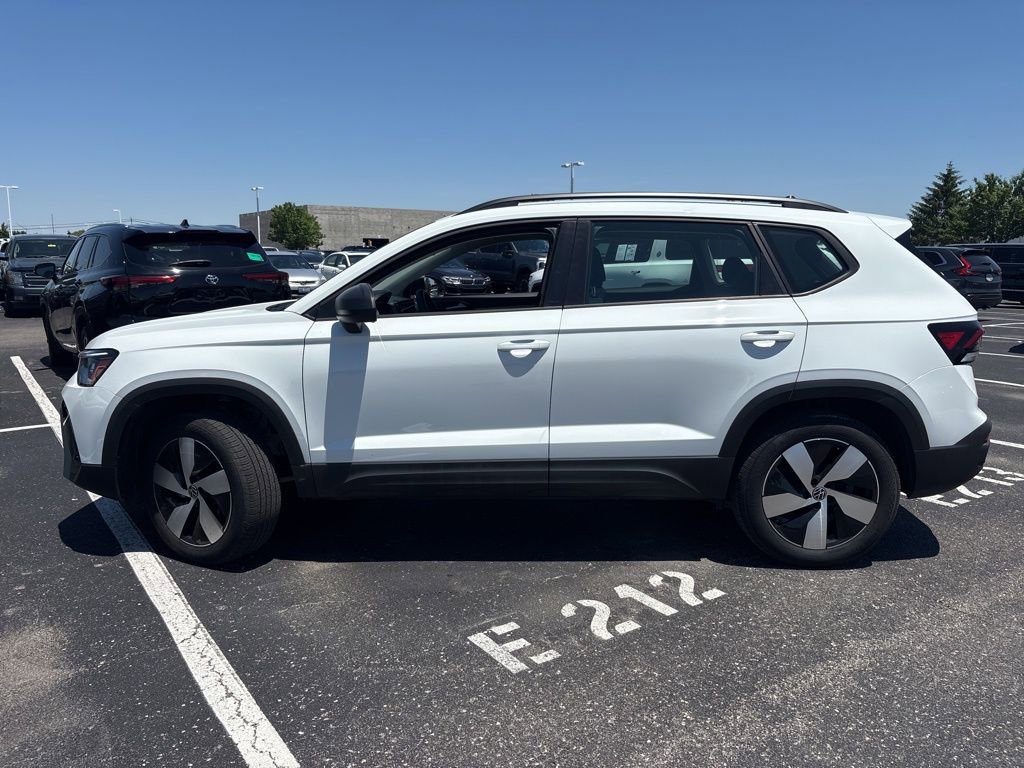 Used 2025 Volkswagen Taos S AWD/4WD image 6