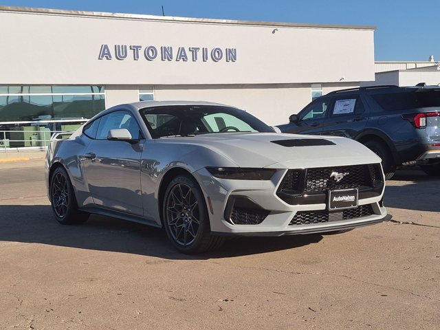 New 2026 Ford Mustang GT Premium w/ GT Performance Package RWD image 7
