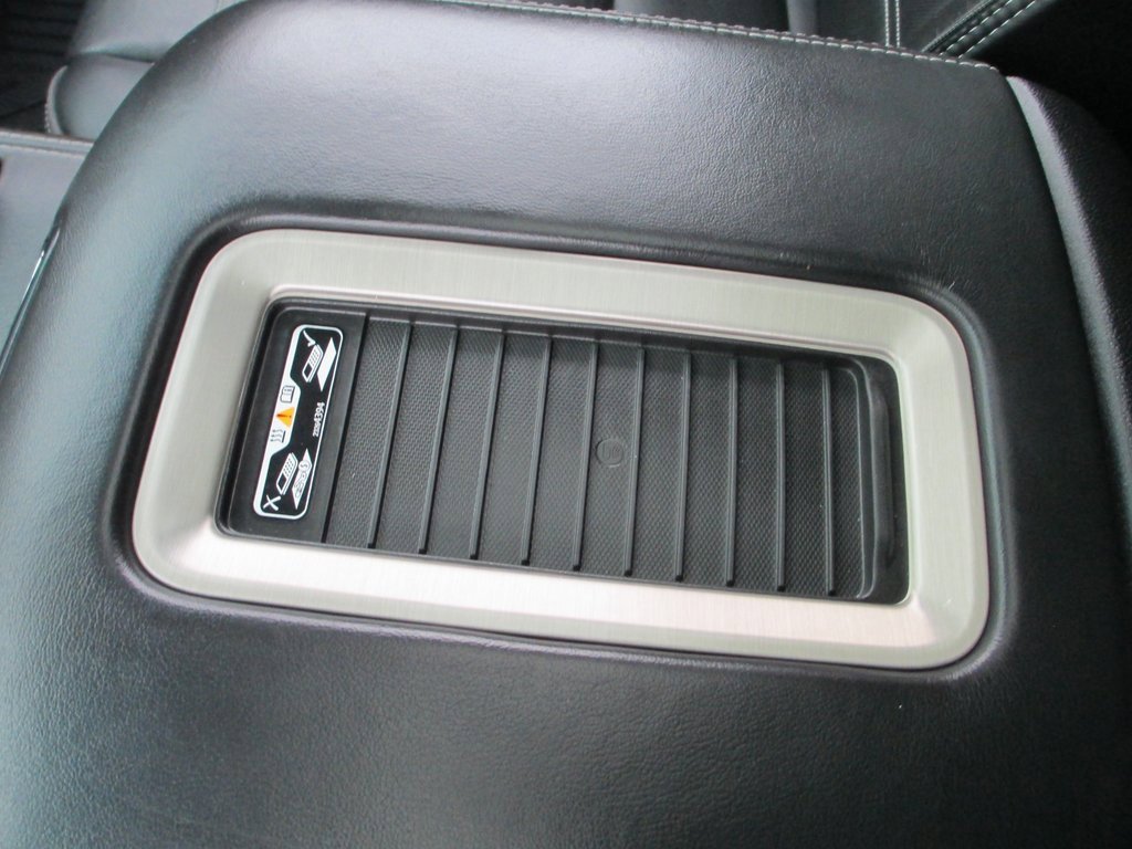 Used 2019 GMC Yukon Denali w/ Open Road Package image 32