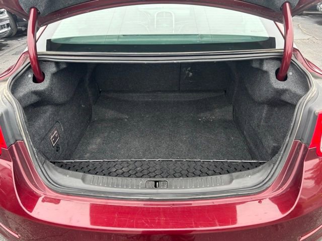 Used 2015 Chevrolet Malibu LT w/ Leather Package image 9