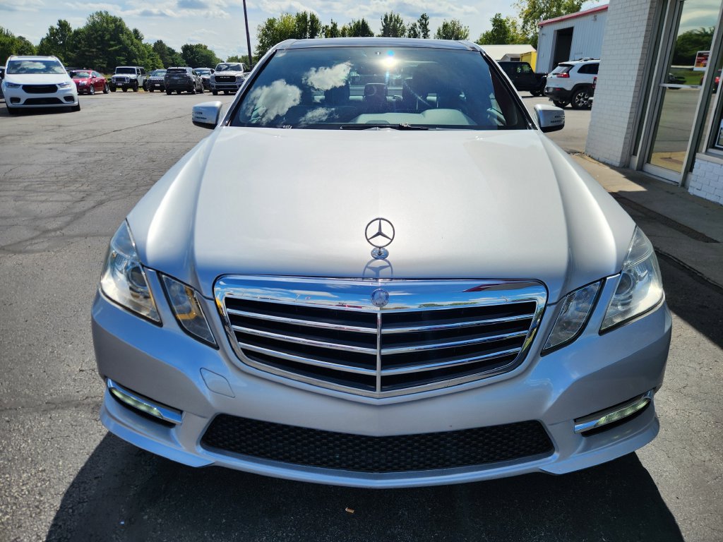 Used 2013 Mercedes-Benz E 350 4MATIC Sedan image 9