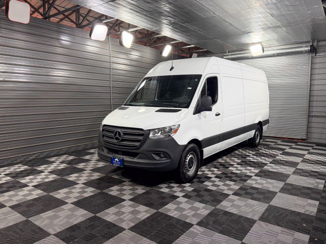 Used 2022 Mercedes-Benz Sprinter 2500 image 41