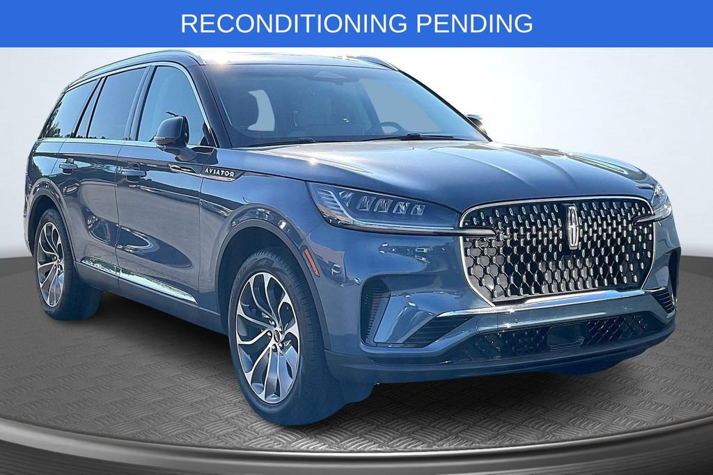 Used 2025 Lincoln Aviator AWD w/ Equipment Group 101A image 1