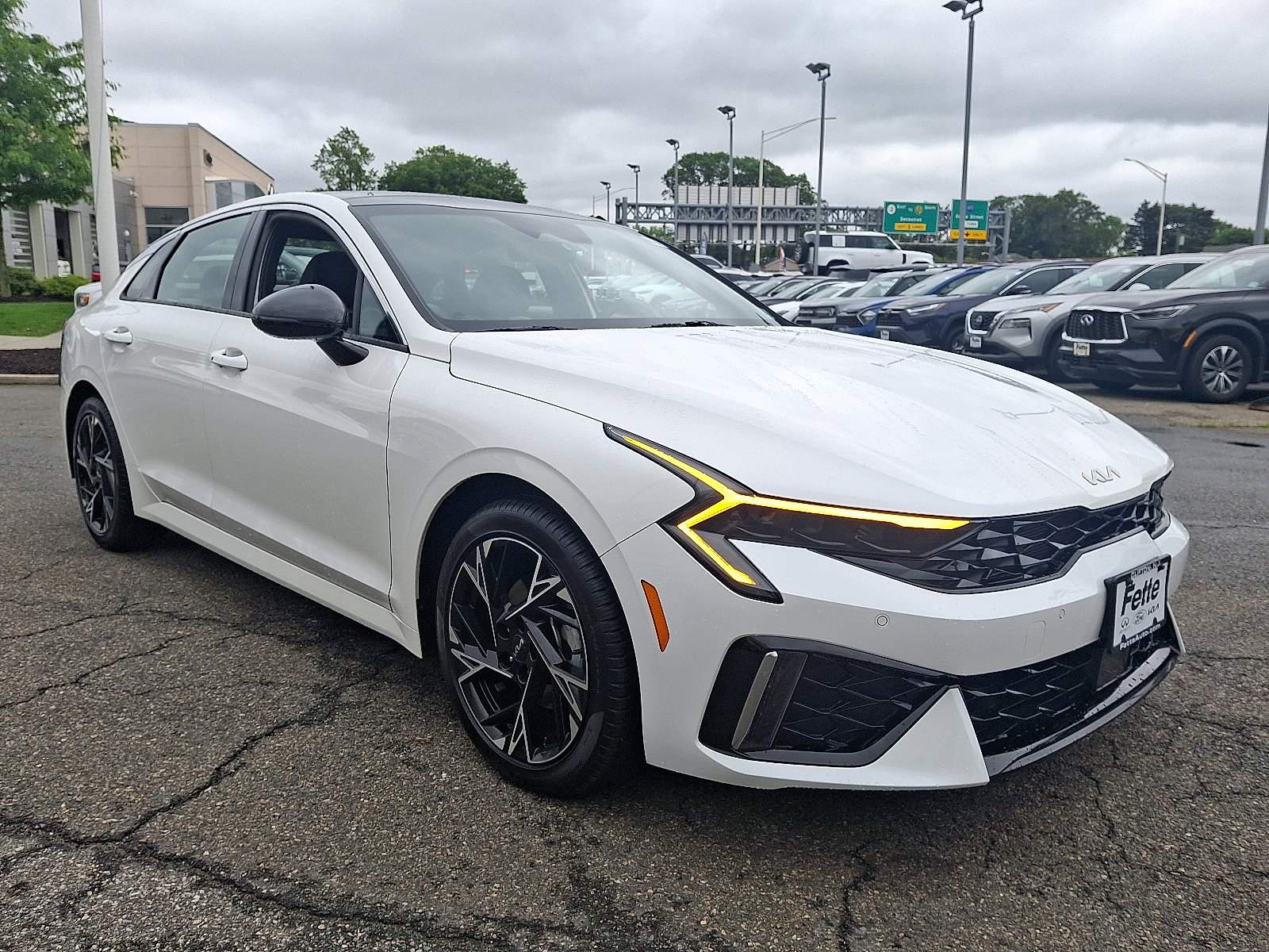 Used 2025 Kia K5 GT-Line w/ GT-Line Premium Package image 3