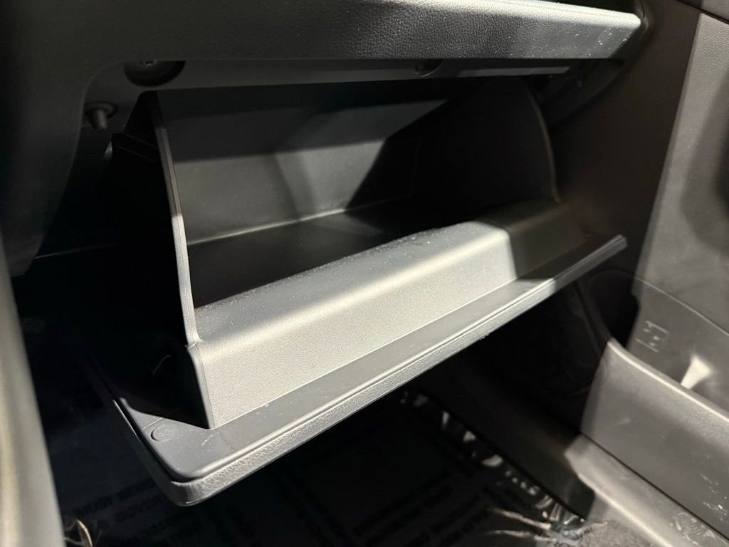 Certified 2025 Toyota RAV4 XLE image 28