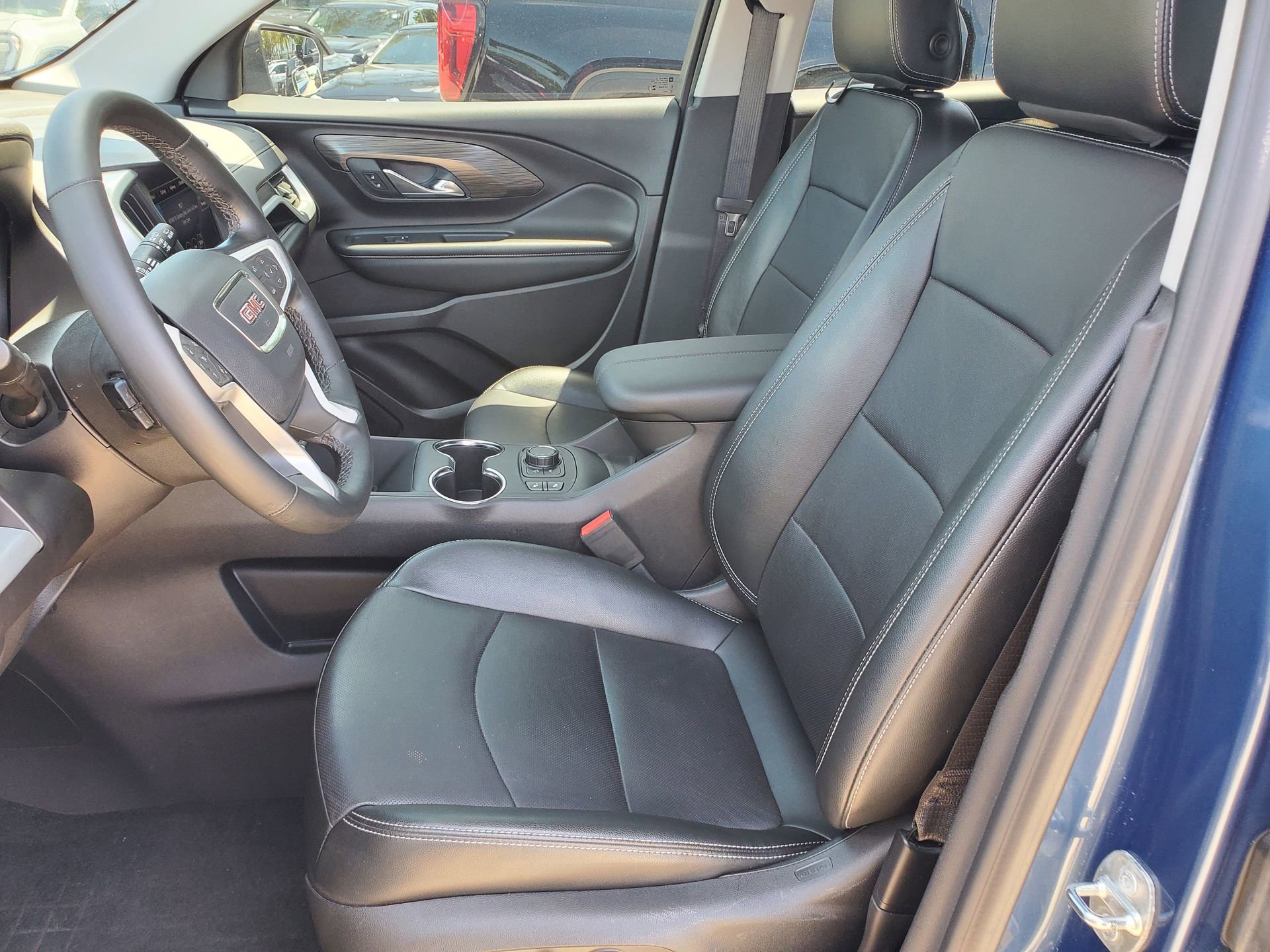 Used 2024 GMC Terrain SLT w/ LPO, Floor Liner Package AWD/4WD image 19