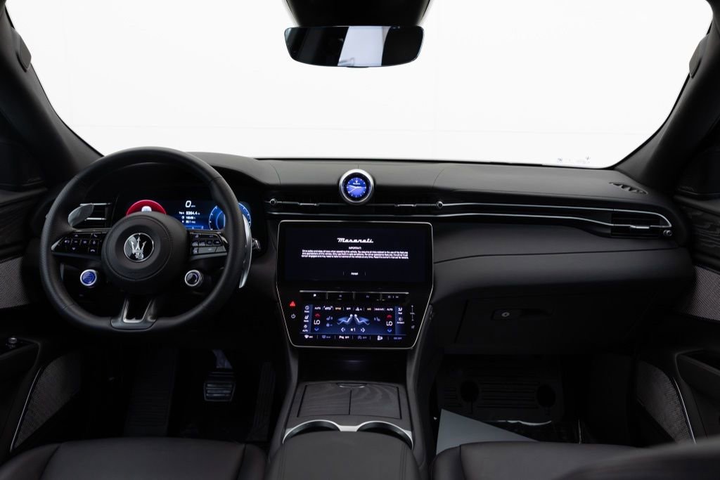Used 2024 Maserati Grecale GT image 61