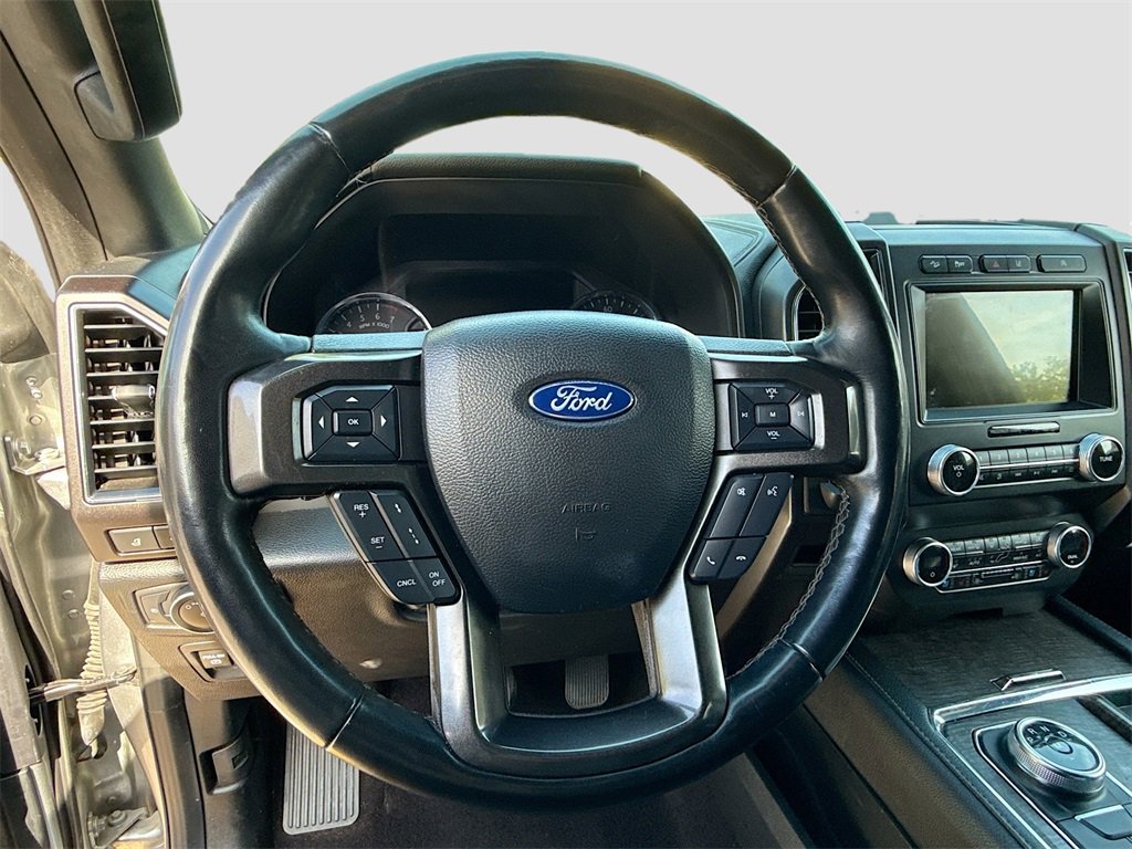 Used 2021 Ford Expedition Max Limited image 12