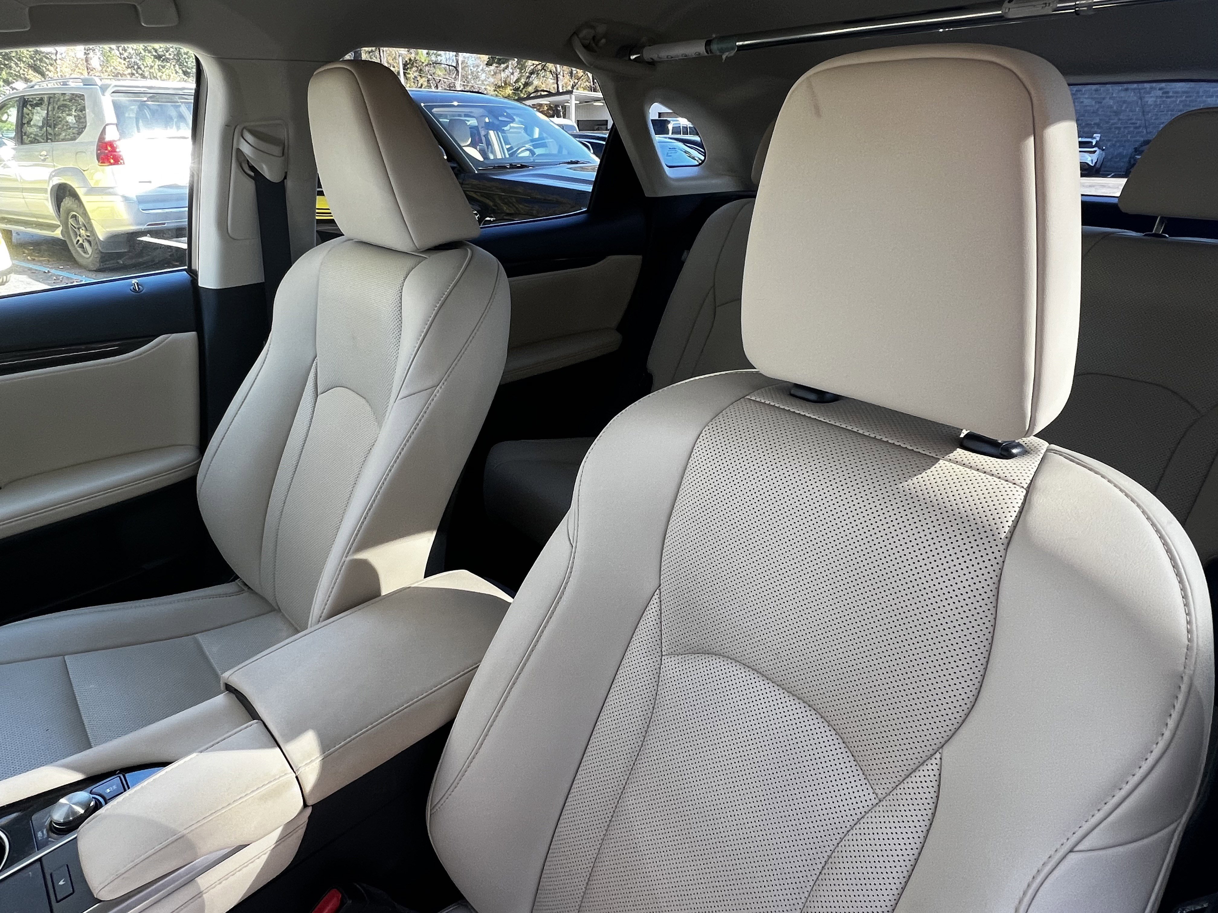 Used 2021 Lexus RX 350 FWD w/ Accessory Package image 18