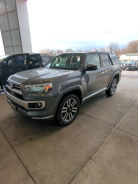 Used 2023 Toyota 4Runner Limited image 4