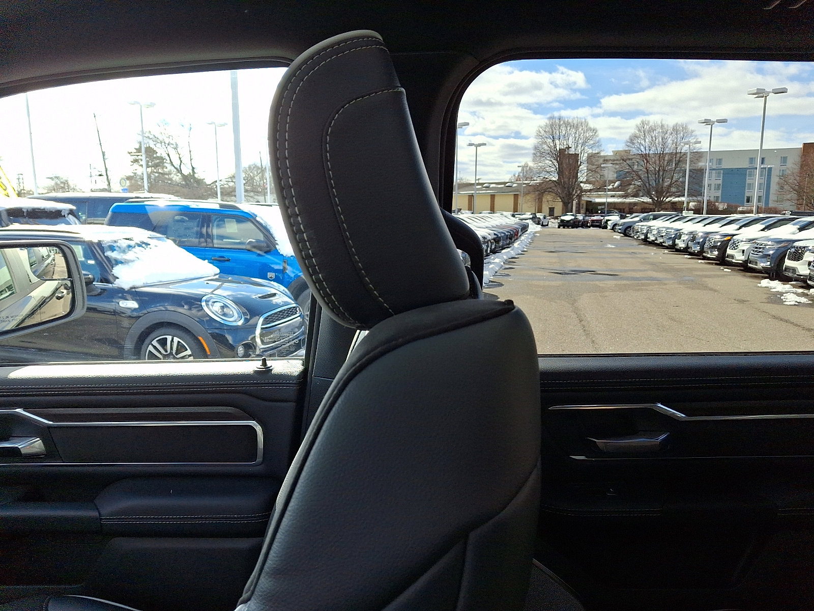 Used 2026 RAM 1500 Laramie w/ Night Edition image 17