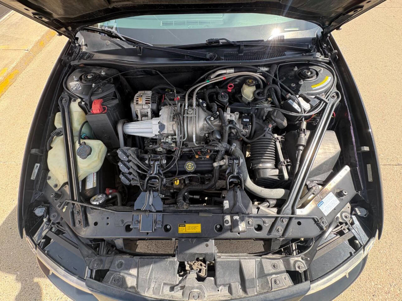 Used 1997 Pontiac Grand Prix GT w/ Opt Pkg FWD image 30
