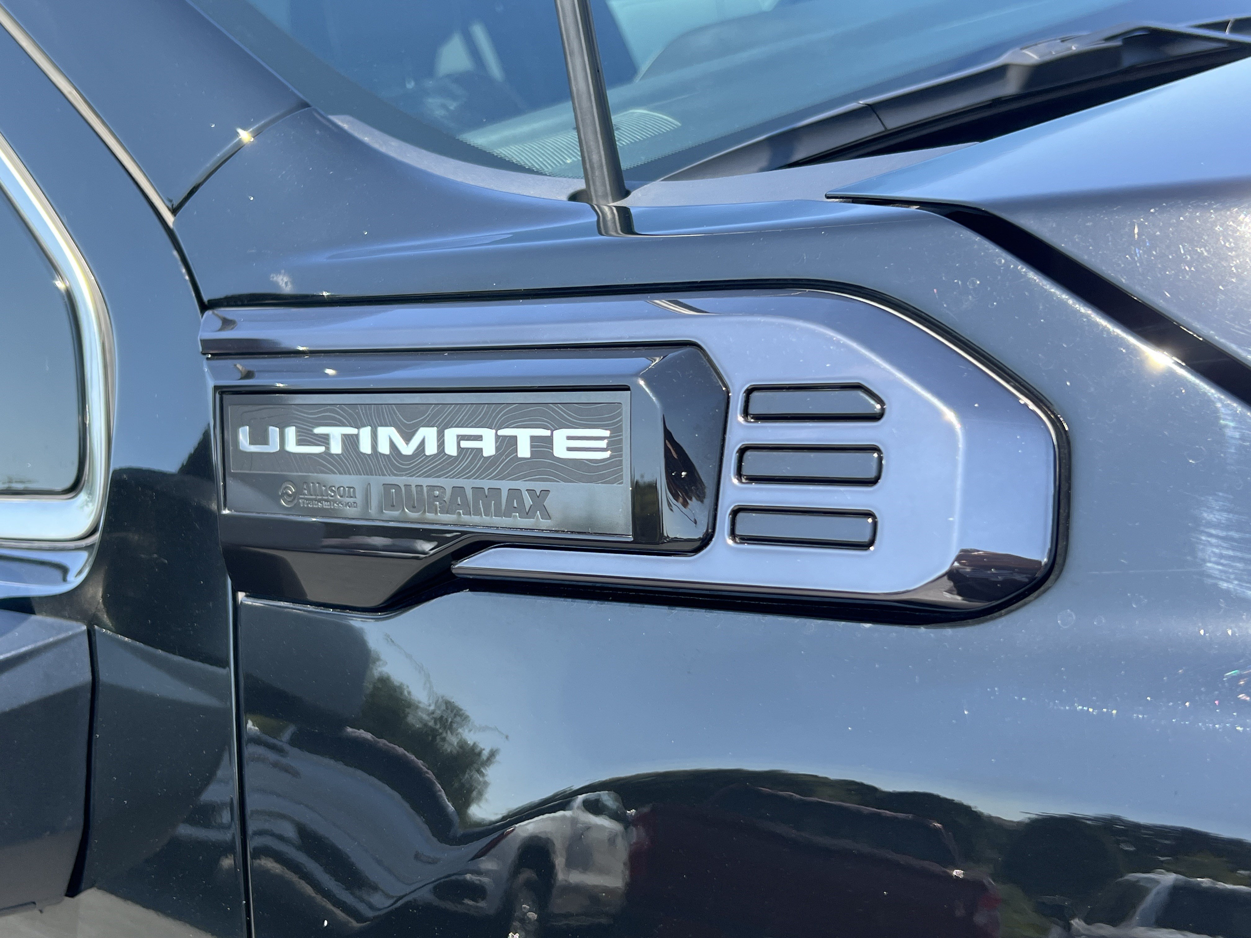 Used 2024 GMC Sierra 2500 Denali Ultimate w/ Max Trailering Package AWD/4WD image 10
