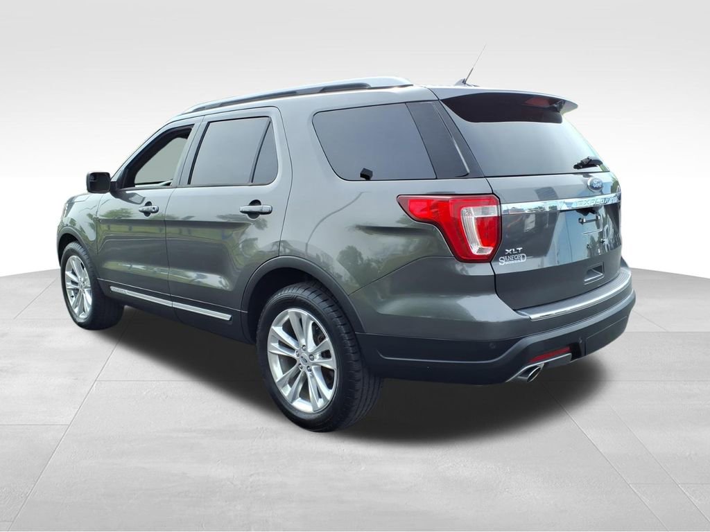 Used 2018 Ford Explorer XLT w/ Equipment Group 202A image 23