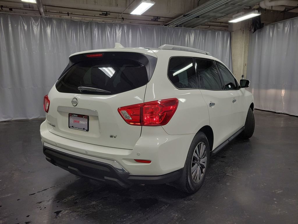 Used 2019 Nissan Pathfinder SV image 9