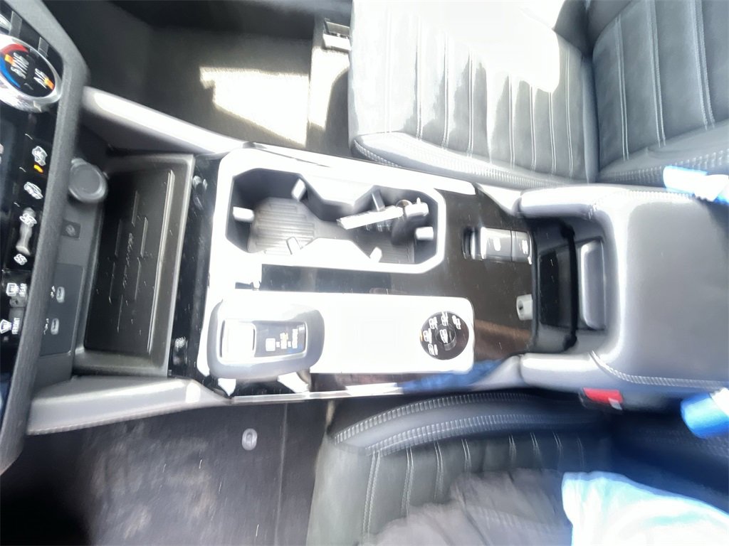 New 2025 Mitsubishi Outlander SE image 20