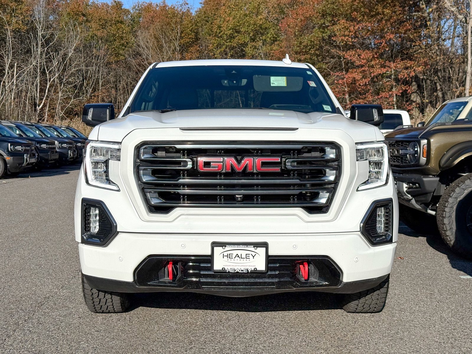 Used 2022 GMC Sierra 1500 AT4 w/ AT4 Premium Package image 2