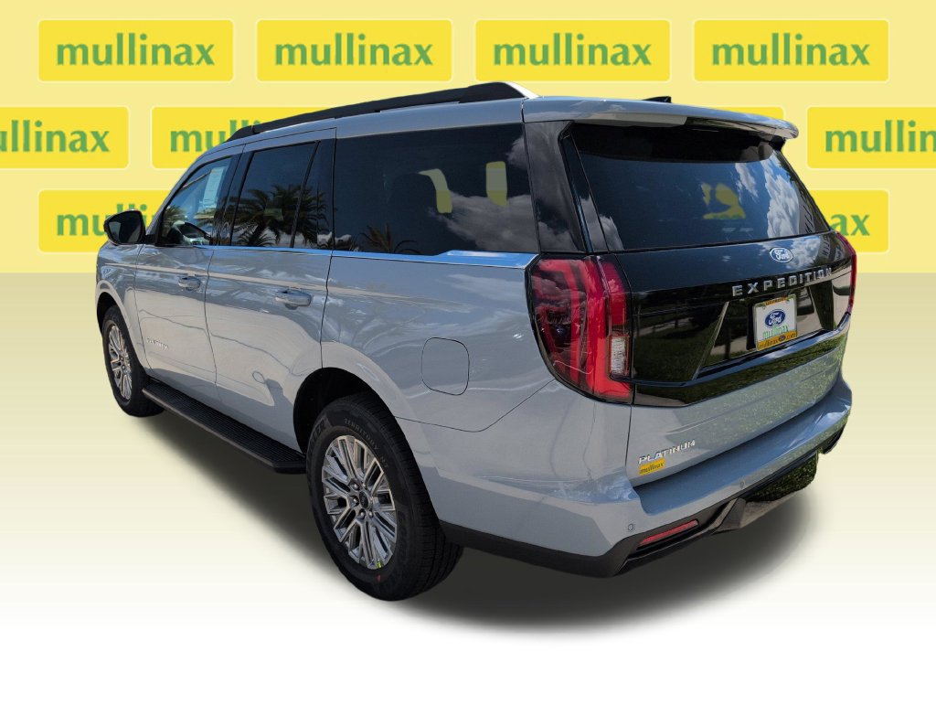 New 2027 Ford Expedition Platinum RWD image 9