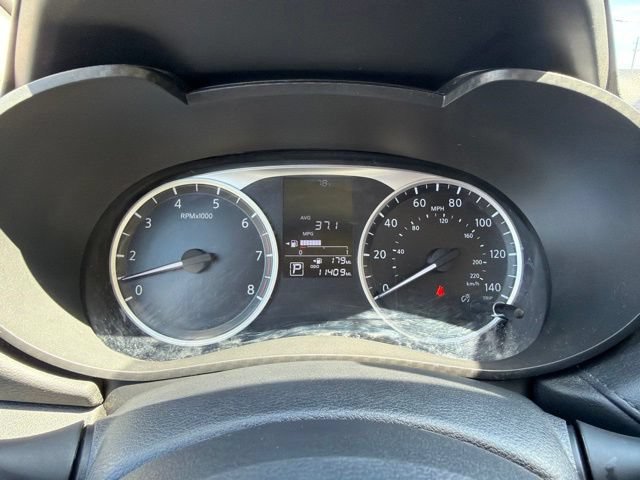 Used 2025 Nissan Versa S w/ Trunk Package FWD image 20