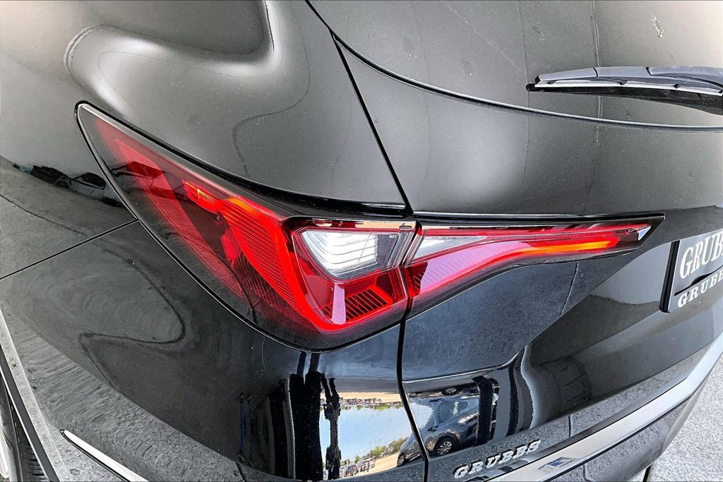 Used 2025 Acura MDX FWD image 38