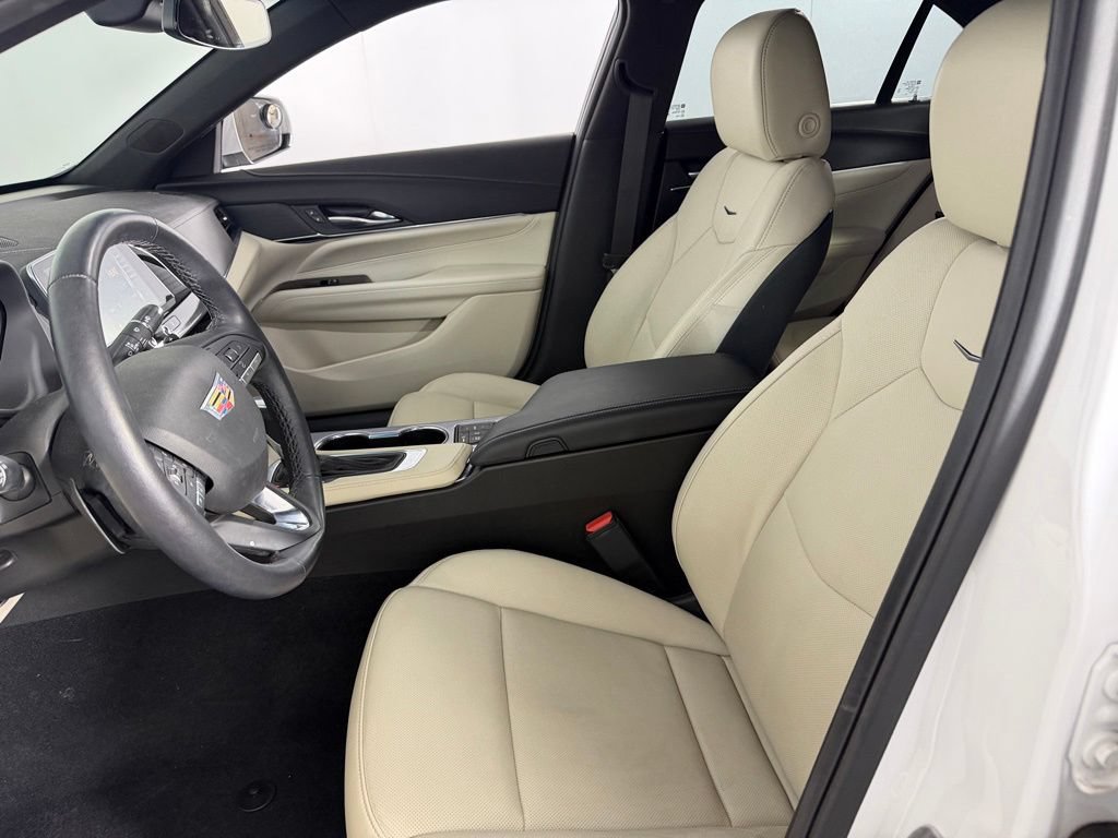 Used 2025 Cadillac CT4 Premium Luxury w/ Climate Package RWD image 21