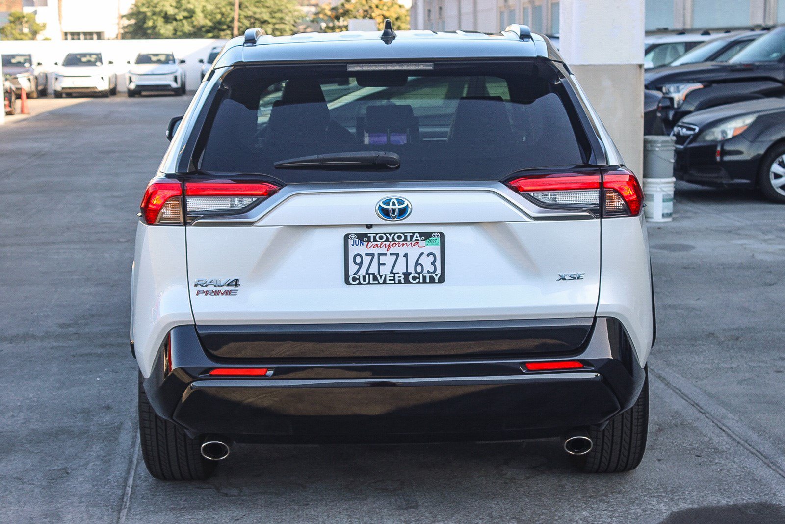 Used 2024 Toyota RAV4 XSE w/ Weather Package AWD/4WD image 8