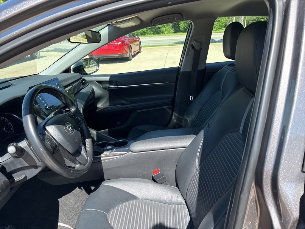 Used 2024 Toyota Camry SE FWD image 10