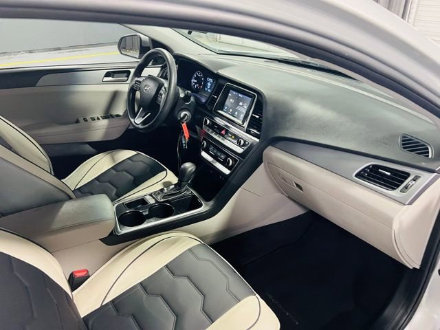 Used 2018 Hyundai Sonata SE image 27