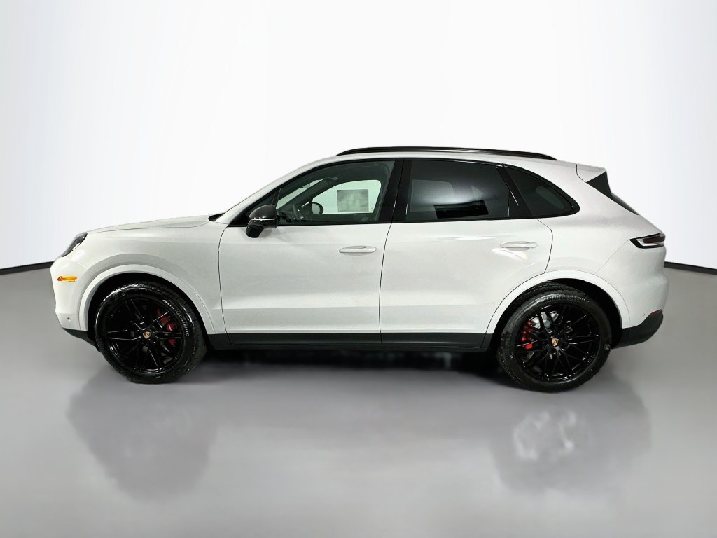New 2026 Porsche Cayenne S AWD/4WD image 2