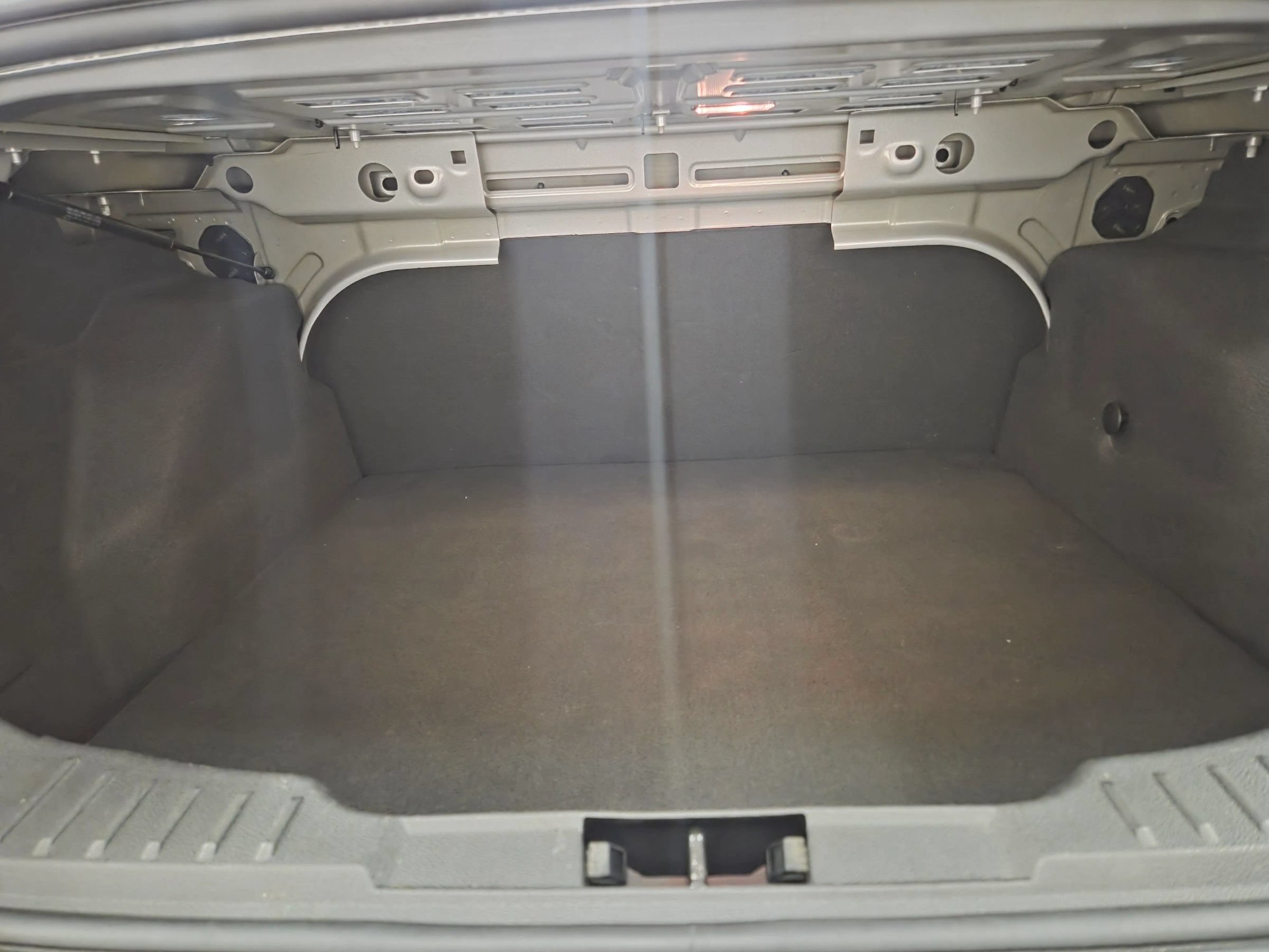 Used 2014 Ford Focus S FWD image 28