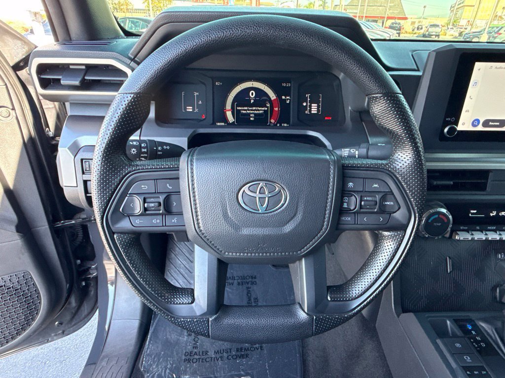 Certified 2025 Toyota Tacoma SR5 AWD/4WD image 20
