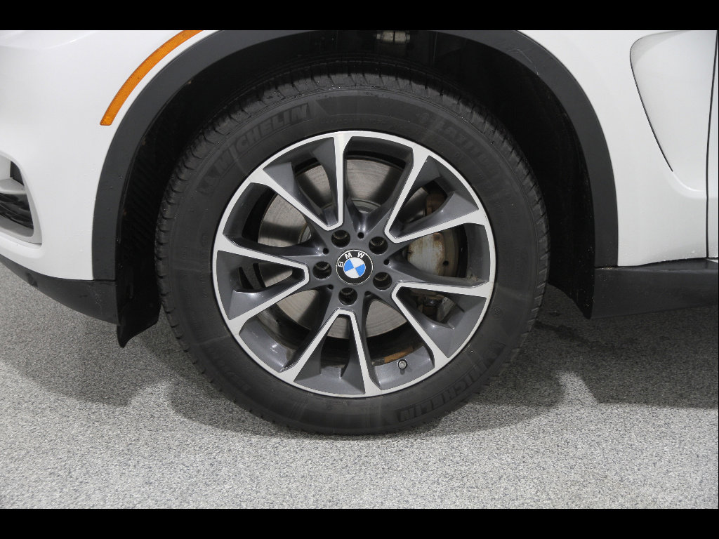Used 2015 BMW X5 xDrive50i image 23