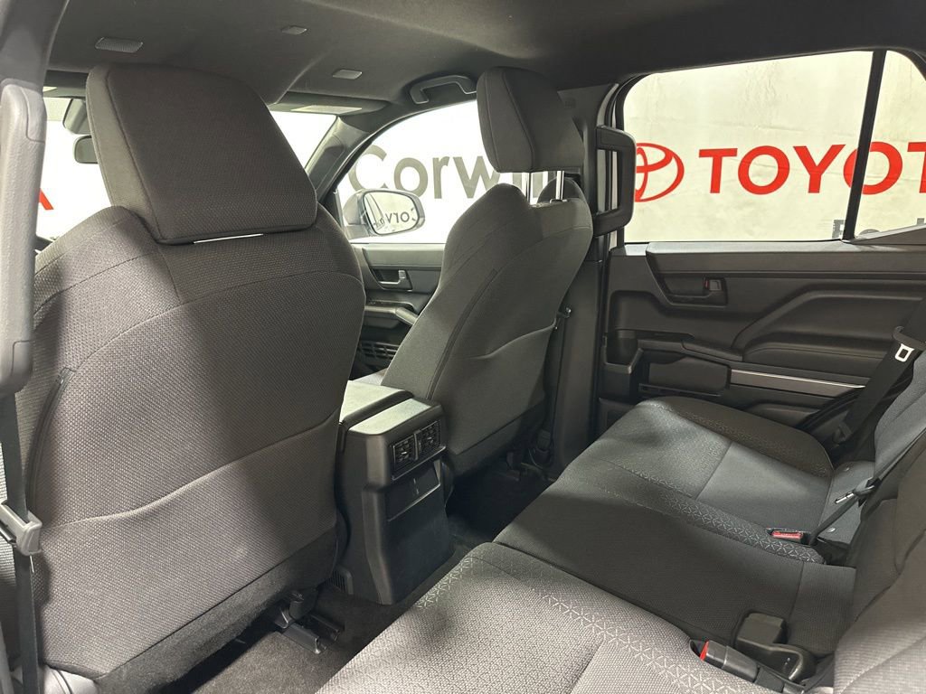 Used 2025 Toyota 4Runner SR5 image 21